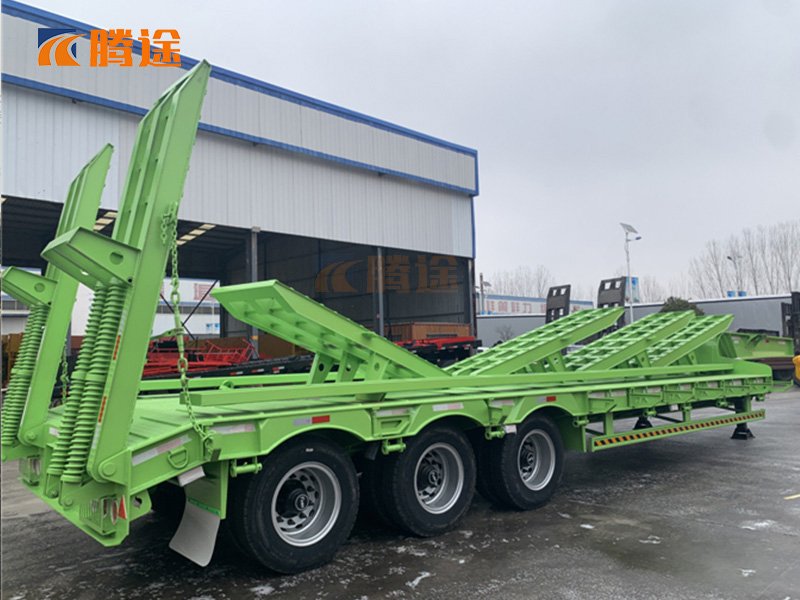 Low Bed Semi Trailer