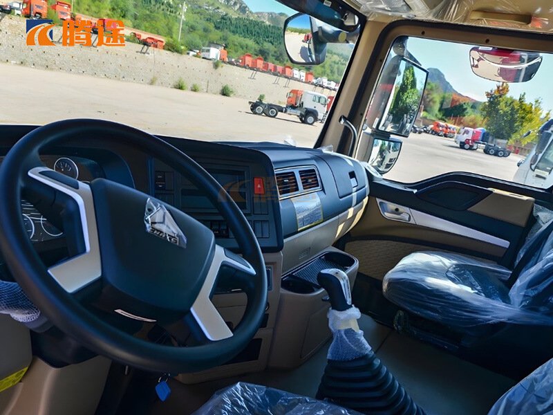 再制造豪沃TX400HP 6✖️4牵引车-1