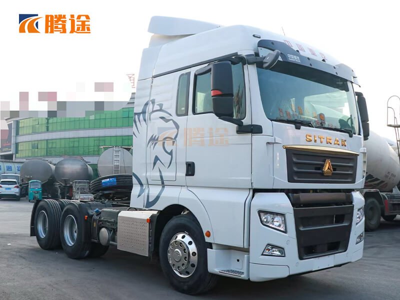 汕德卡6✖️4牵引车-1